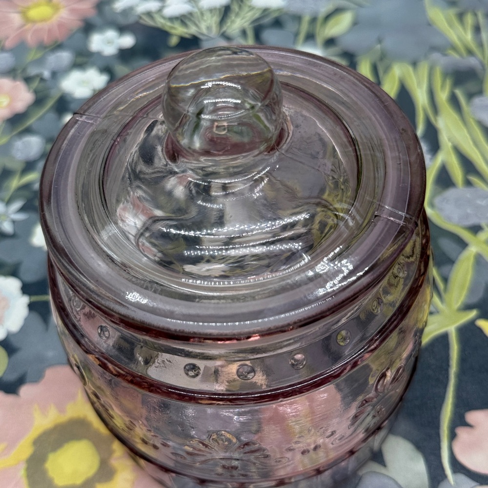 ⭐️The Pioneer Woman Canister Jar Cassie Rose Glass Pink Embossed 4.5" tall - Picture 2 of 6